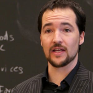 Alvaro Santos