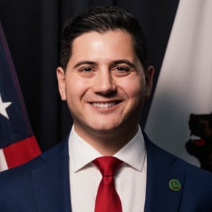 Bill Essayli
