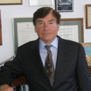 Robert L. Pfaltzgraff