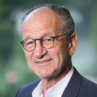 Andrzej Rapaczynski portrait