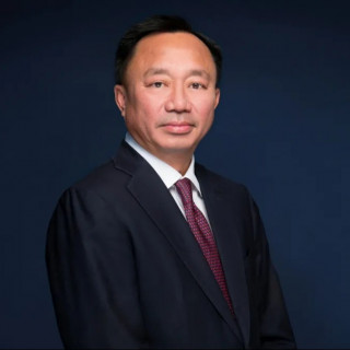 Viet Dinh portrait
