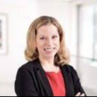 Lindsey Freeman portrait