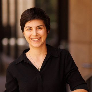 Evelyn Douek portrait