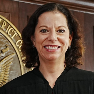 Lindsey Freeman portrait